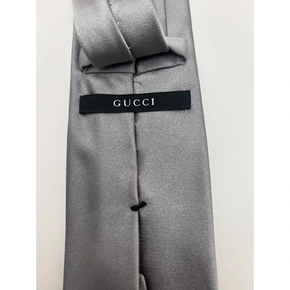 Gucci Mens Silk Tie Solid Charcoal Grey Crest Logo Silk Necktie Luxury Formal